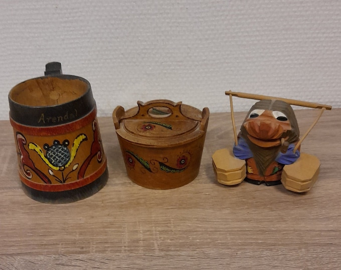 Lot with 3 pieces of souvenirs from Norway, 80-90s, Mid-century, Memories from Norway, Folk art, rose paint