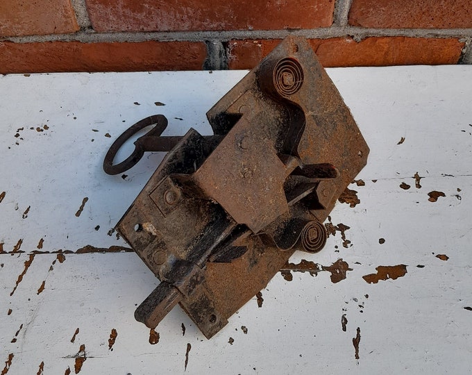 Rare antique Stabburs lock made in Norway in.Hand made by a Norwegian blacksmith,Nordic primitive,Norwegian folk art scandinavnian barn lock