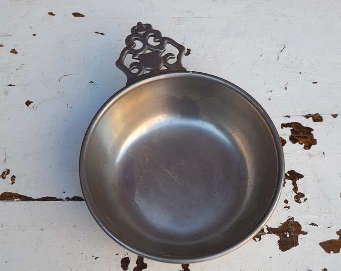 Norwegian pewter bowl, Mid-century tin sugar bowl, Scandinavian design,Norwegian Folk-Art,Norwegian pewter vintage pewter bowl
