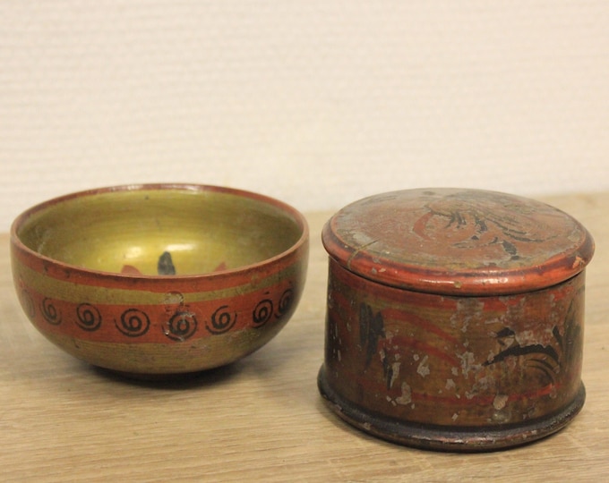 Old russian folk-art bowl and jar with lid, Russian Antiques, Rare object, 1800 - 1900s,Rustic an primitive