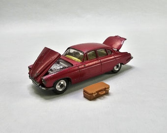 Diecast corgi toys, rare diecast toy, Norwegian folkart, Collectors choice, Mancave interior, Decor toys, jaguar mark x saloon, No.238