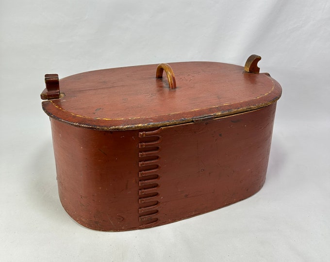 Rare Antique Large Tine Box in Norwegian Style - Unique Patina & Charming Design