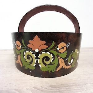 Norwegian sendingskurv with rose-paint, Anno 1977, Folkart, Rustic and primitive, rare object, folk-art, handpainted, shipping basket