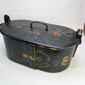 Stunning antique rosemalt tine box - Bent wood - Norwegian folk-art - Keepsake box