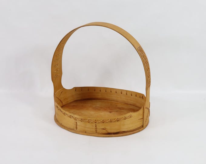Handmade Norwegian Bentwood Bread Basket - Vintage Folk Art Kitchen Decor