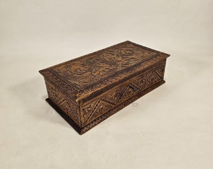 Vintage Norwegian Folk Art Strong Box with Exquisite 1900s Hand Carved Pattern - Rustic Wedding Ring Charm