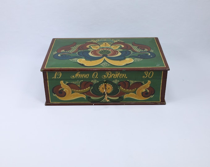 Vintage 1930 Rose Painted Trinket Chest with Original key and lock - Vintage Norwegian folk art.