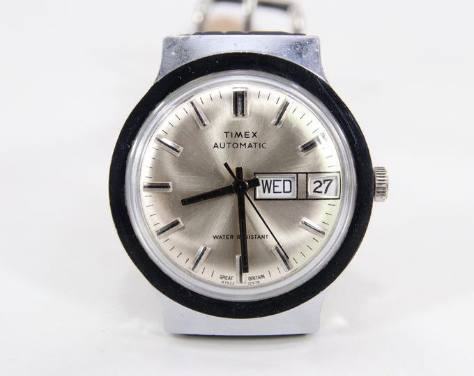 Vintage Timex Automatic TV Dial Watch | Day Date Display | British Made 1970s Wristwatch | Silver Dial | 35mm Case