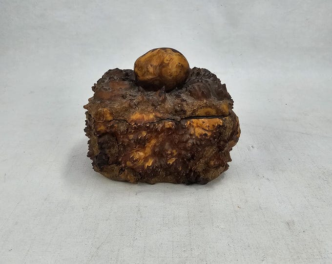 Vintage 1970s Hand Carved Burl Box - Norwegian Folk Art Trinket Jewelry Box
