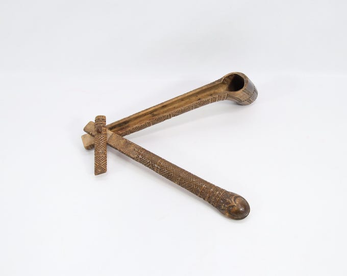 Antique Hand Carved Wooden Pipe Case | 1800s Dutch Folk Art Tobacco Pipe Holder | L-Shaped Travel Pipe Etui | Carved Wood Collectible