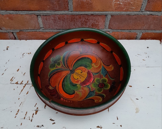 Stunning vintage ale bowl, from 1945,Bent wood, Norwegian ,rustic and primitive, Rosemaling Folk-art Norwegian traditional, vintage bowl