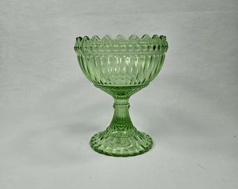 Vintage Marimekko Mariscooli Bowl in Apple Green - Collectible Scandinavian Design