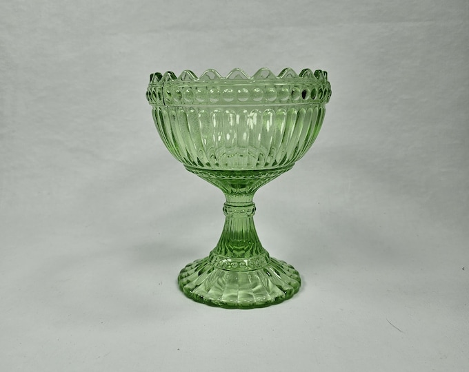 Vintage Marimekko Mariscooli Bowl in Apple Green - Collectible Scandinavian Design