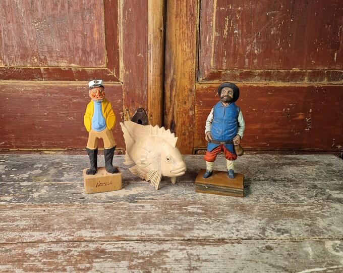Hand carved lot with 3 psc figurines, Norwegian Folk-Art,Collectibles,Norwegian handcarved, Wooden bear,Scandinavian art,Wooden figurines