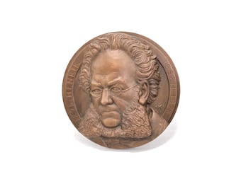 Henrik Ibsen 1978 Limited Edition Relief Plaque 276/500 – 29 cm Scandinavian Literary Wall Medallion – Nordic Commemorative Art
