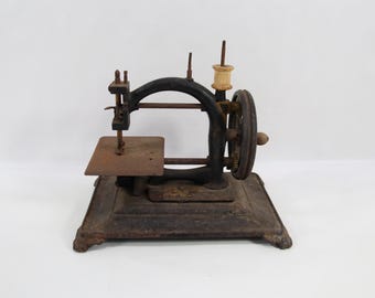 Antique Guhl & Harbeck Original Express Chain Stitch Sewing Machine | Hand Crank Cast Iron Miniature | German 19th Century