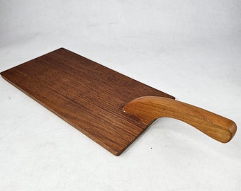 Mid-Century Modern Teak Cutting Board with Cathrine Holm Design - Retro Kitchen Equipment - Vintage Norwegian design