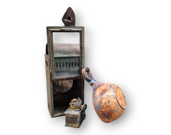 Stunning antique ale scoop and antique lantern, Folk-art collectibles