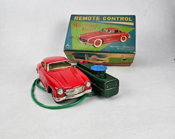Vintage SSS Shoji Mercedes Benz Tinplate Remote Controlled Toy Car - Rare Red and Mint Condition Box - Made in Japan - 1950s toy