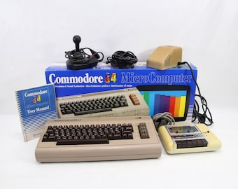Commodore 64 MicroComputer | Vintage 1980s Home Computer Set | Boxed with Datasette, Joystick, PSU & Manual | Tested Working