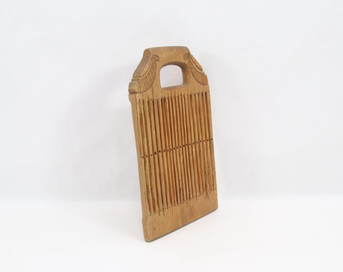 Norwegian 1920s Hand-Carved Wooden Tape Loom | Traditional Scandinavian Folk Art Weaving Tool with Decorative Handle & Slat Design