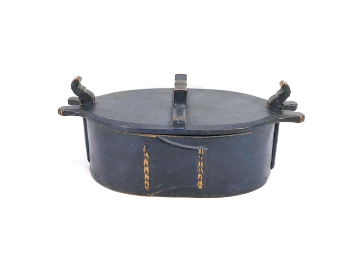 Scandinavian Antique Tine Box with Rustic Patina - Charming Primitive Decor Piece