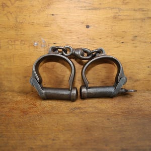 Antique 19th Century Handcuffs with Unique Screw Key – Functional Display Piece & Collector&#39;s Gem