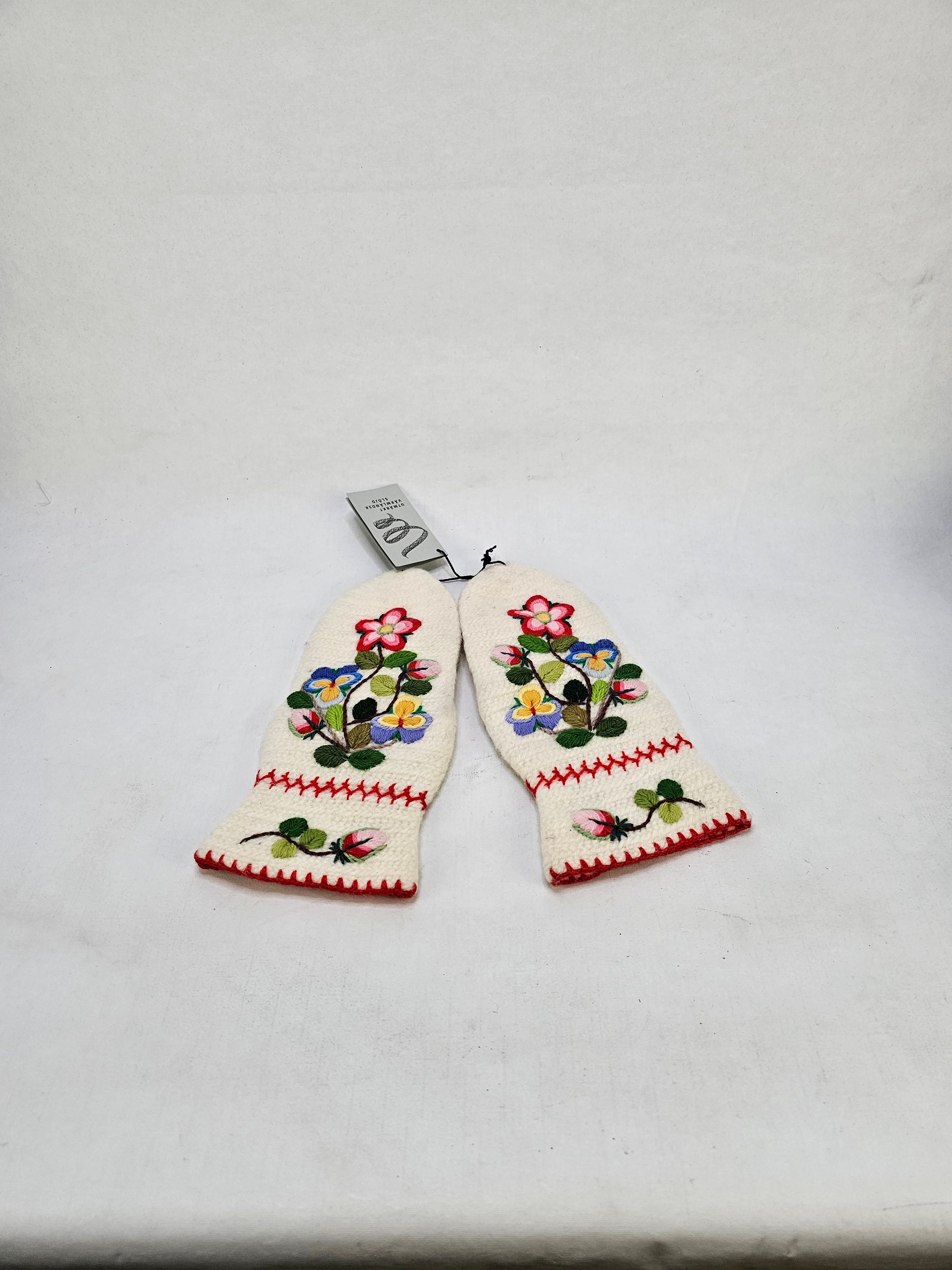 Vintage Swedish Mittens: Hand-Knitted with Floral Decor - Authentic Swedish  Folk Art, image size:2250x3000