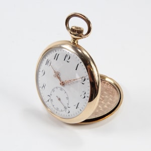 14k Gold Swiss Pocket Watch | Early 20th-Century Craftsmanship | Timeless Heirloom | Collectible Gift