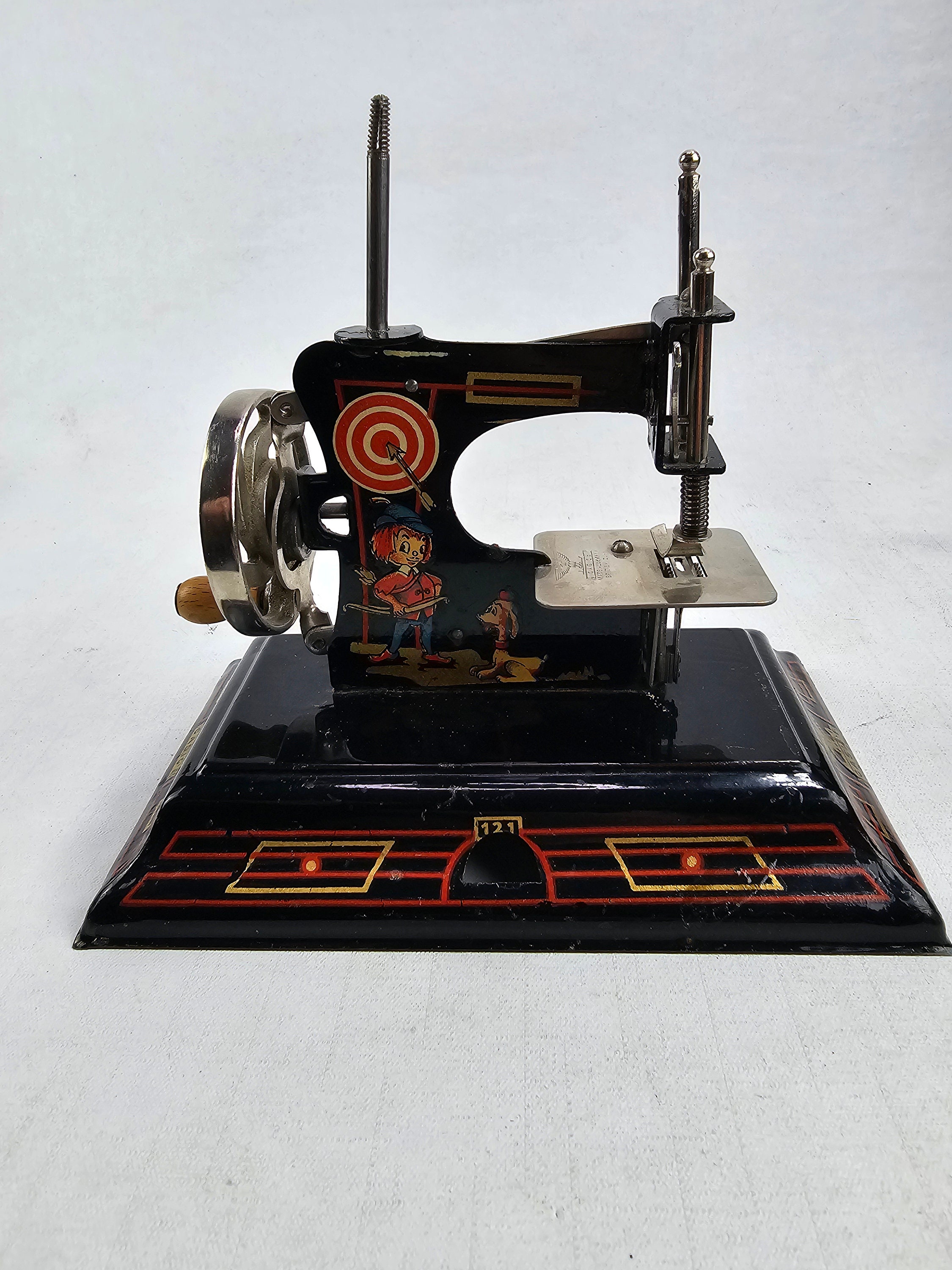 Rare Find Antique Sewing Machine: Casige Child's Toy 1940s German