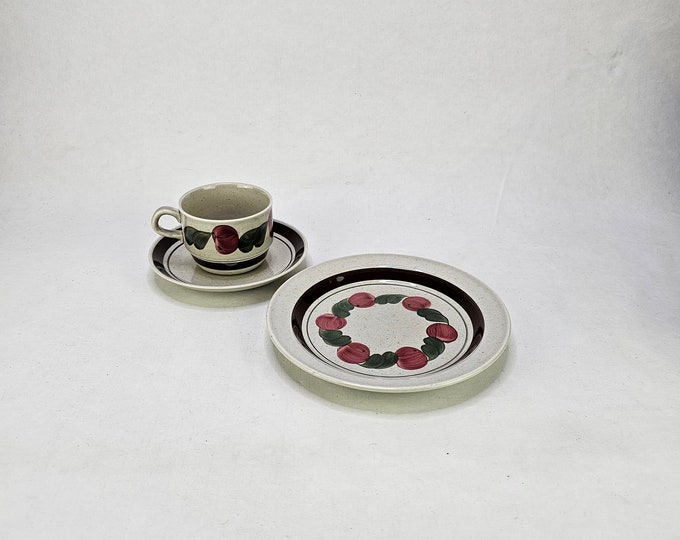 Rørstrand Birgitta Breakfast Trio - Vintage Porcelain Coffee Cups - Hand Painted Swedish Delight - Jackie Lynd