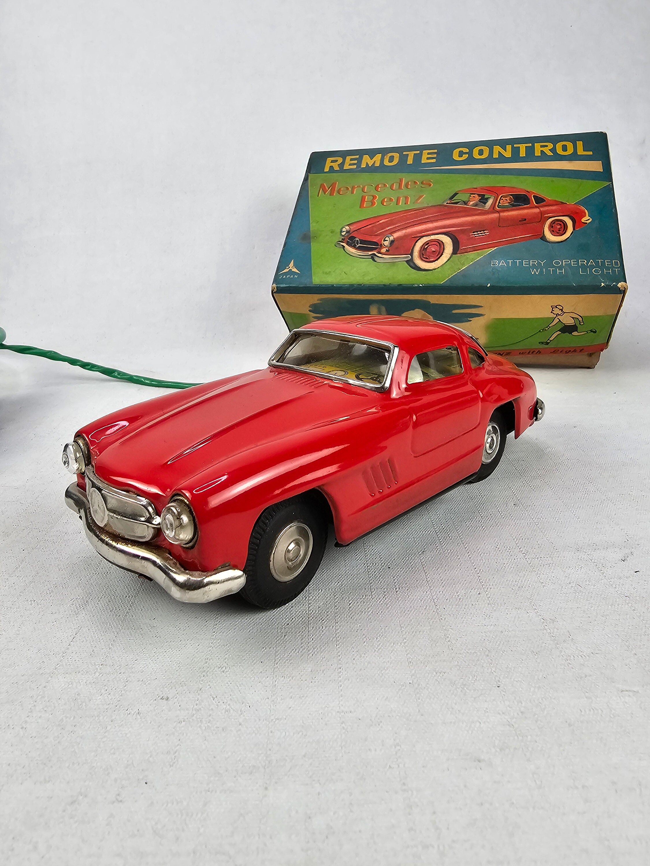 Vintage SSS Shoji Mercedes Benz Tinplate Remote Controlled