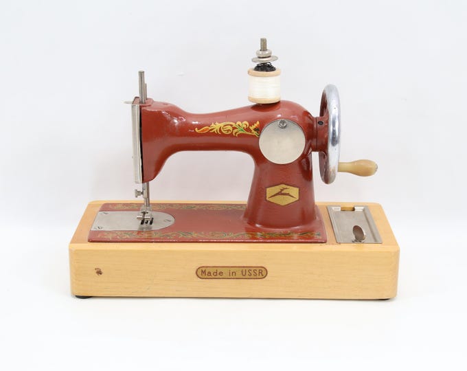 Vintage Orsha USSR Toy Sewing Machine with Original Box | Painted Metal Childrens Sewing Machine | Soviet Era Collectible