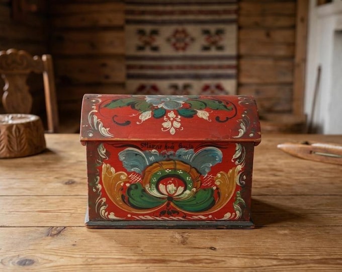 Antique Norwegian Rosemaled Jewelry Box | Norwegian Folk Art Wooden Keepsake Box | Hand Painted Scandinavian Decor 1920s
