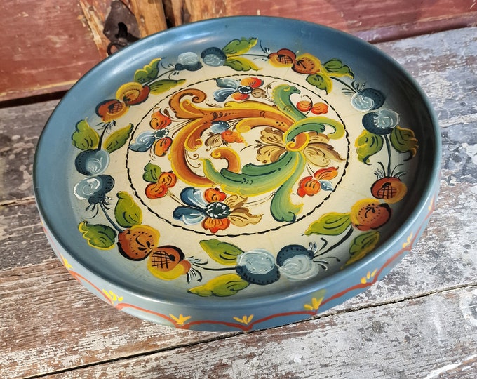 Stunning vintage cake stand, Norwegian folkart,chip carving,Norwegian table ware,Norwegian Folk-Art, rare antiques.rose carving,rosemaling