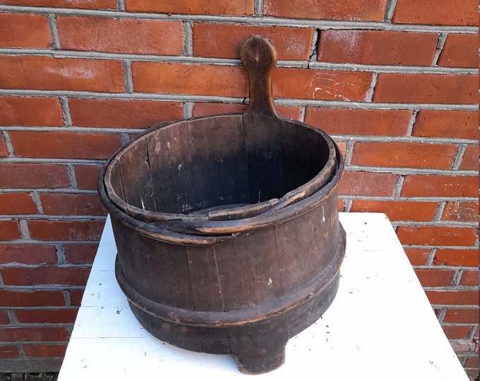 Large Antique  wooden butter bucket - Rustic and primitive cheese making bentwood bucket - Norwegian farm antiques