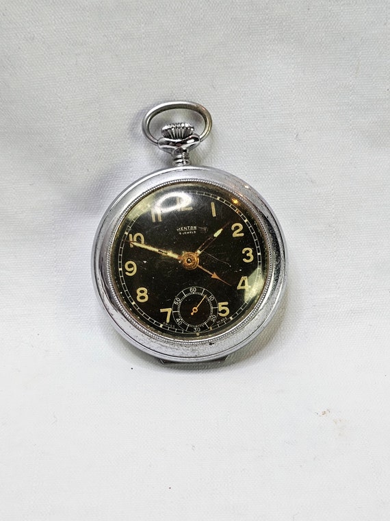 Beautiful Antique Pocket Watch From Mentor in Switzerland Pocket