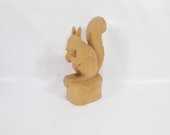 Norwegian Handcarved Wooden Squirrel, Nordic Gift, 1970s Charm, Wooden Figures Collection, Rustic Home Decor, Nordic Craftsmanship