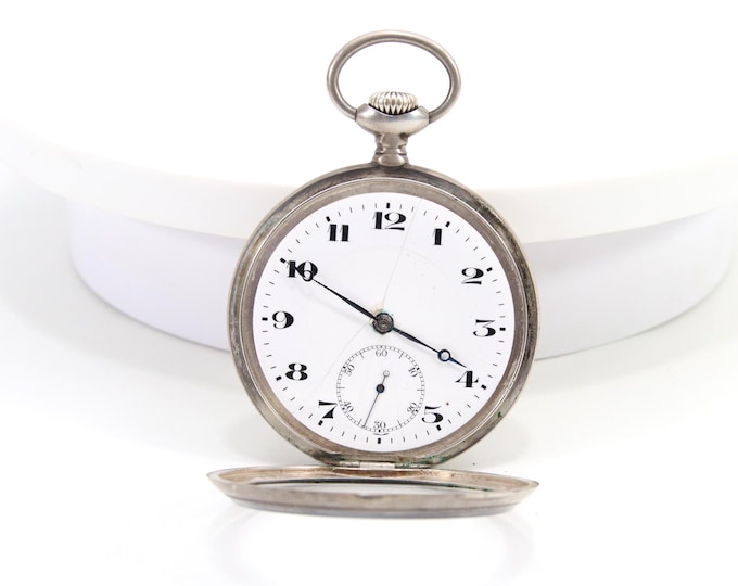 Antique Zenith Swiss Pocket Watch – Early 1900s 0.800 Silver Case, 15 Jewels Lever Movement – Collectible Timepiece