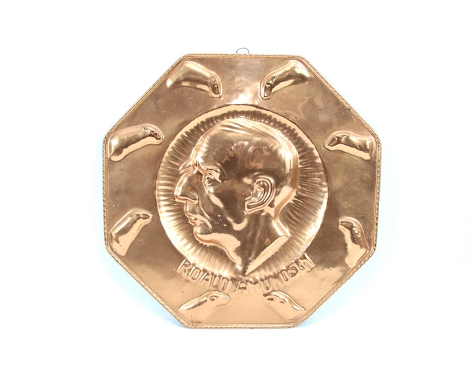 Vintage Large Roald Amundsen Copper Plaque | Octagonal Hammered Relief with 8 Polar Bears | Norwegian Polar Explorer Wall Art | Early 1900s