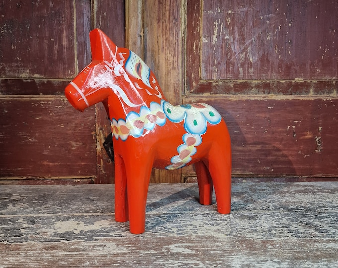 Swedish dala figurine, Mora horse, Home decor, Swedish Folk Art, Hand painted wooden figurine, vintage Swedish design, easter decor
