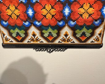 Grande Tapisserie Murale Brodée Norvégienne – Laine 100% – Scandinave Vintage