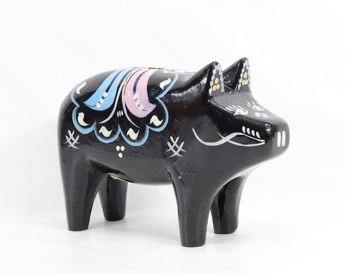Large Vintage Dala Pig | Handcarved Wooden Figurine | 1980s Dalarna Sweden | Collector's Item | Nordic Gift