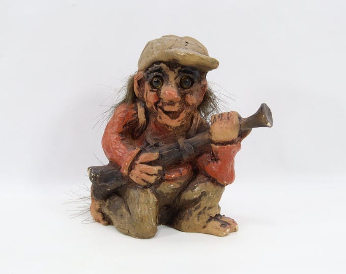 Fosse Troll Figurine Vintage 2000s | Norwegian Hunting Troll with Rifle | Folk Art Character Figure | Scandinavian Collectible Decor