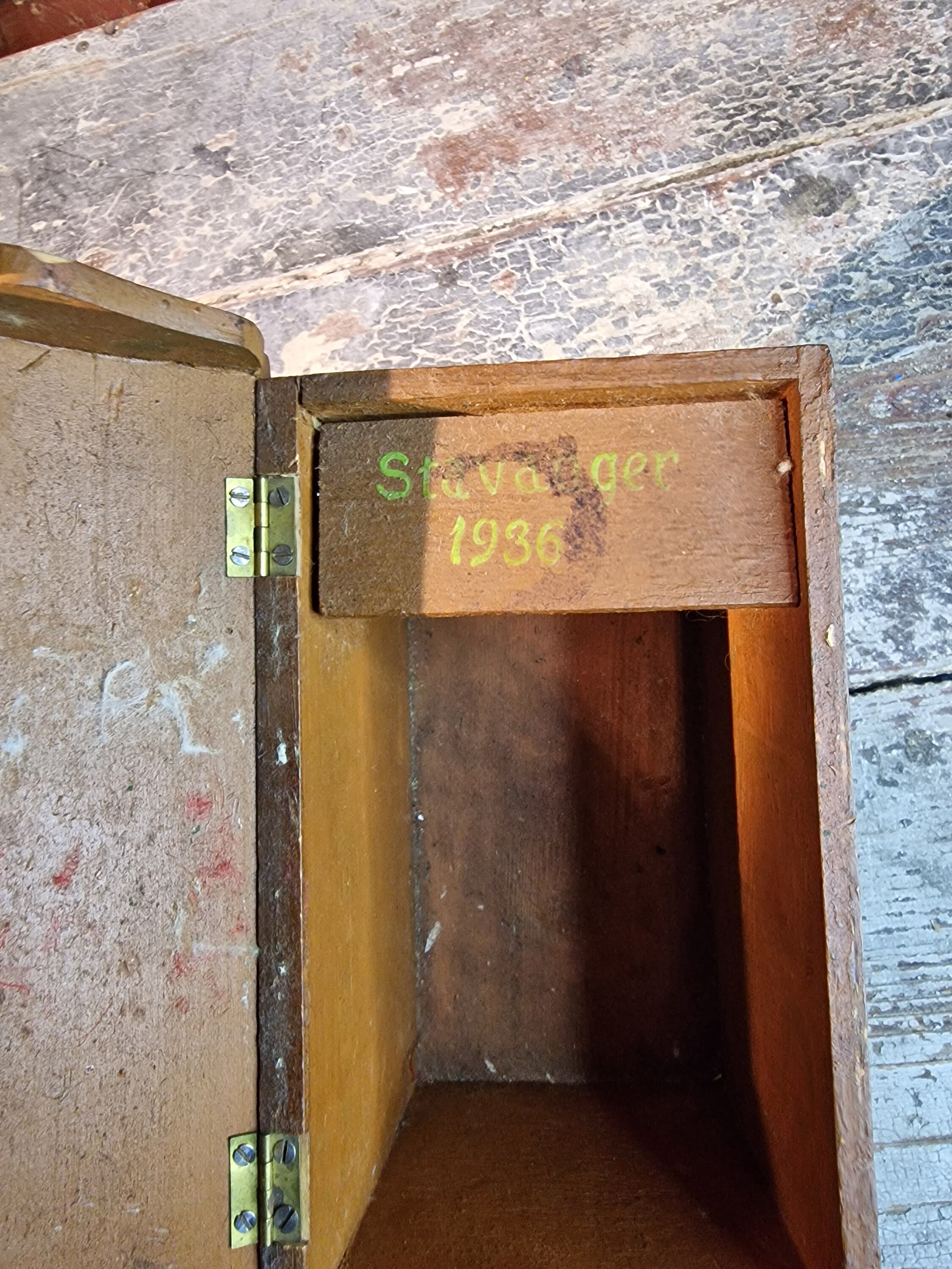 gallery photo