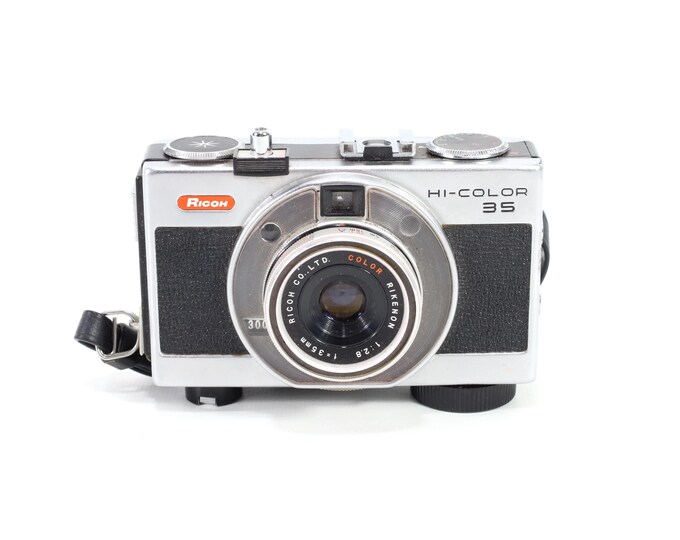 Ricoh Hi-Color 35mm Film Camera | Compact Camera | Analog Photography | Vintage Camera | Photo Gift | Collector's Item