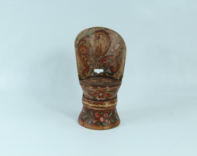 Unique Cube Chair with Norwegian Rosemaling Motif - Scandinavian Children's Furniture - Vintage Norwegian