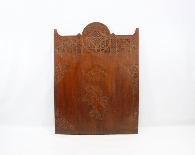 1920s Norwegian Folk Art Wall Shield | Hand Carved Karveskurd Heraldic Lion | Large Scandinavian Wood Panel