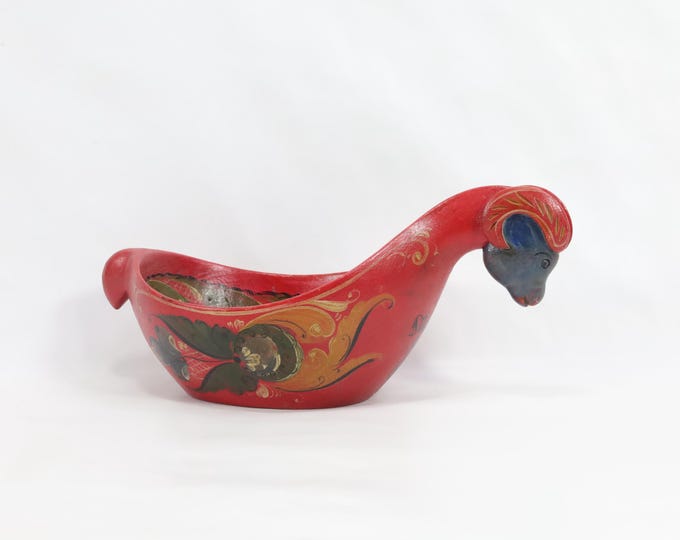 Charming Farmhouse Primitive Antiques - Antique Ale Kjenge with Traditional Rosepaint
