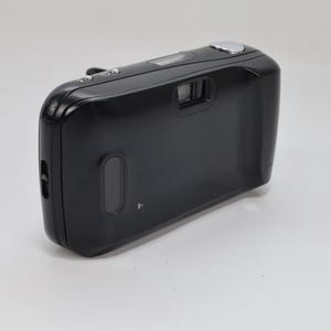 Câmera Olympus Mju I de filme 35 mm | Câmera compacta resistente às intempéries dos anos 90 | Câmera clássica Olympus "apontar e disparar" imagem 11